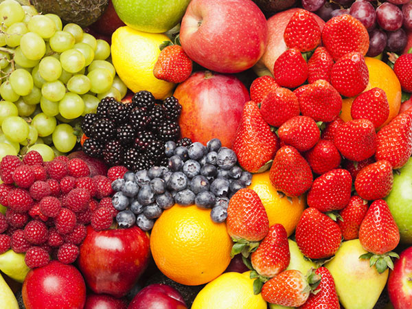 Colorful close-up images of various fruits